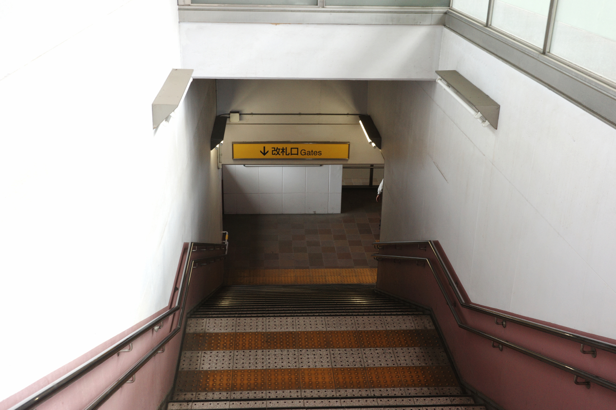 Shibata station stairs