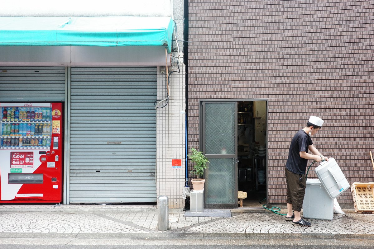 The back entrance of a Chinese restaurant.